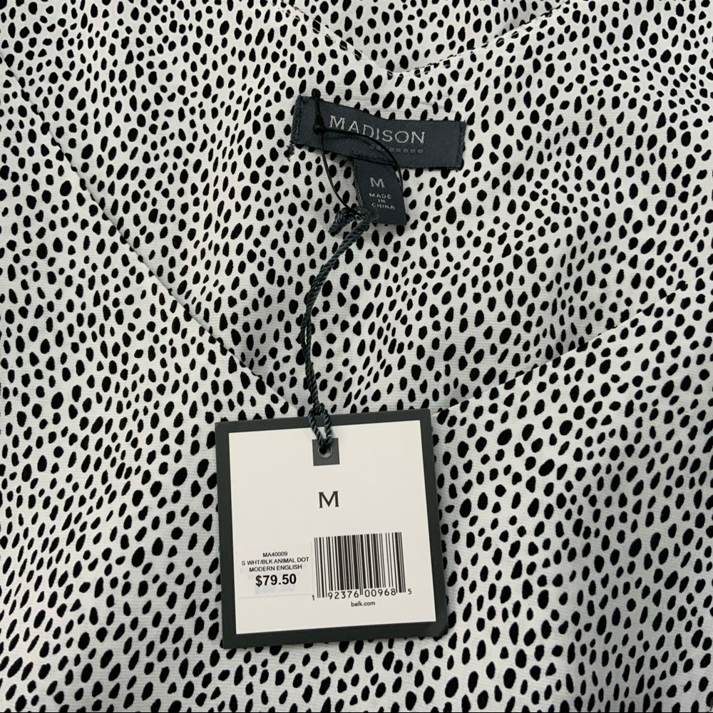 Madison White & Black Animal Dot Sleeveless Shift Dress 
Size Medium 
New - Picture 5 of 8
